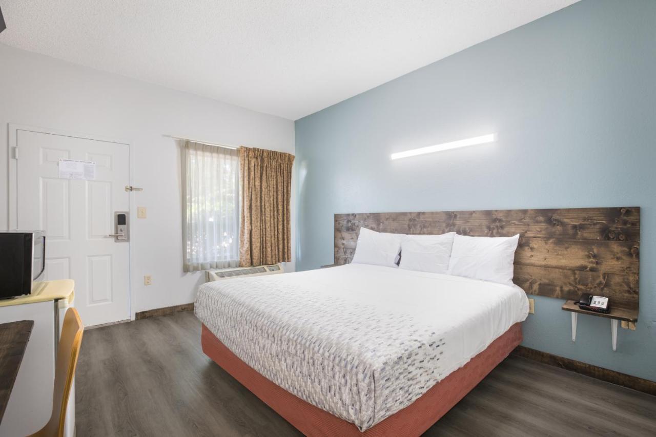 Americas Best Value Inn Stockbridge Δωμάτιο φωτογραφία