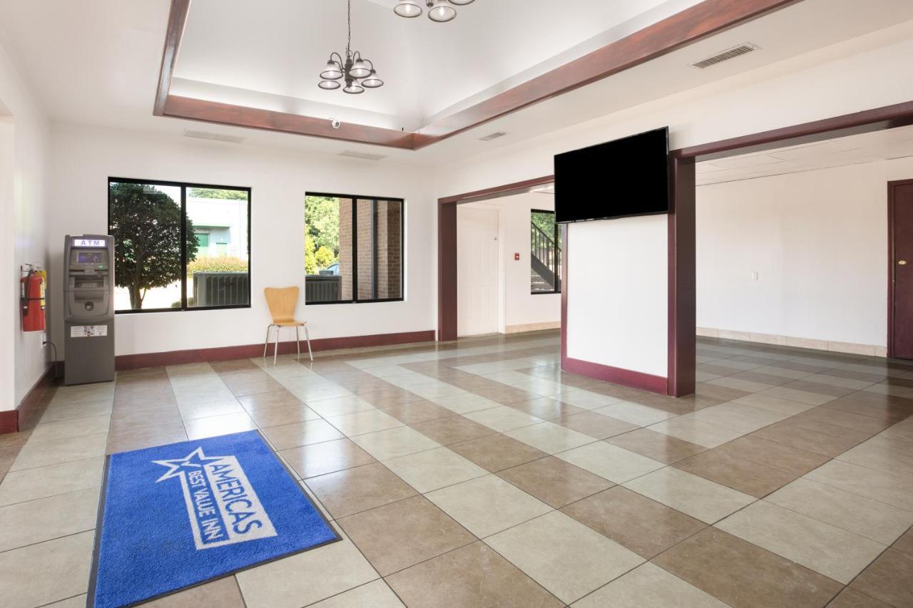 Americas Best Value Inn Stockbridge Εξωτερικό φωτογραφία