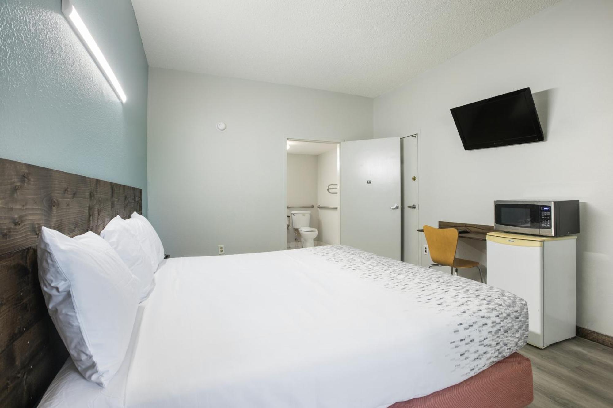 Americas Best Value Inn Stockbridge Δωμάτιο φωτογραφία
