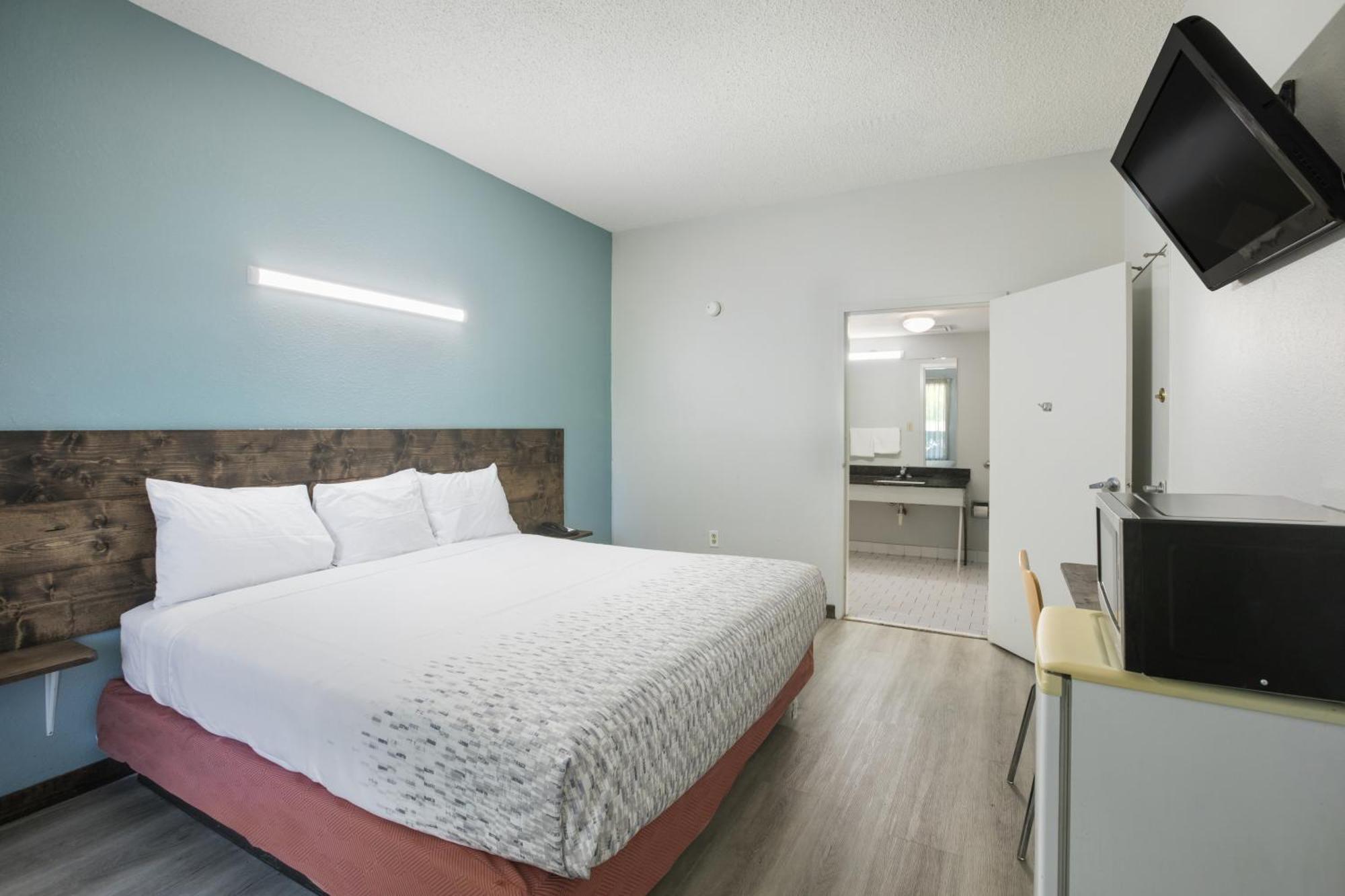 Americas Best Value Inn Stockbridge Δωμάτιο φωτογραφία