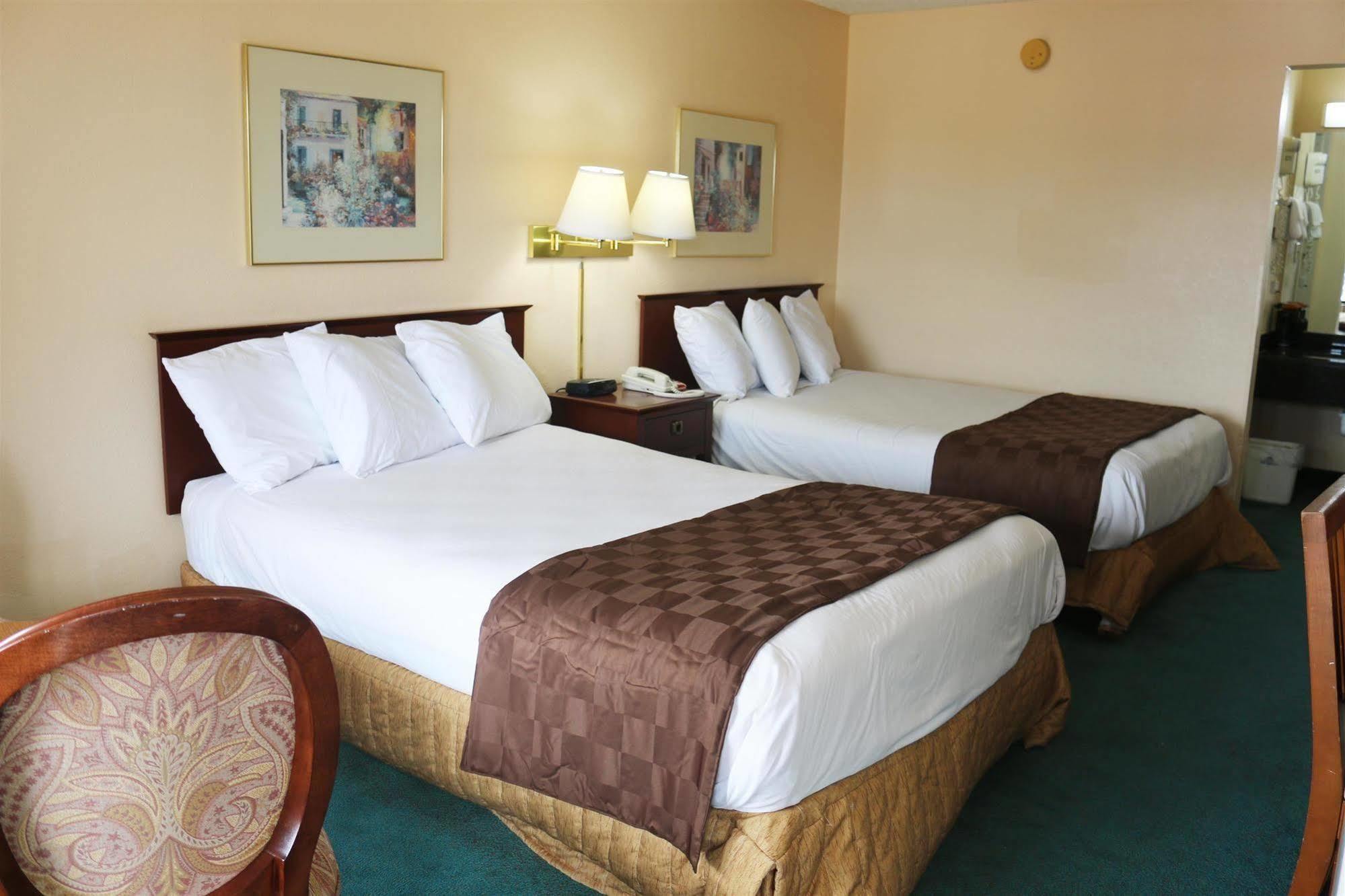Americas Best Value Inn Stockbridge Εξωτερικό φωτογραφία