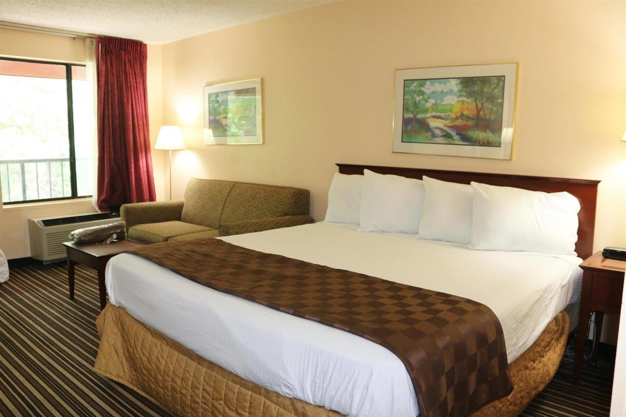 Americas Best Value Inn Stockbridge Εξωτερικό φωτογραφία